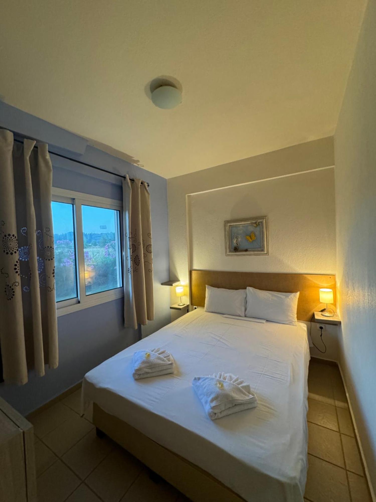 Dafnes Rooms Fourka Luaran gambar