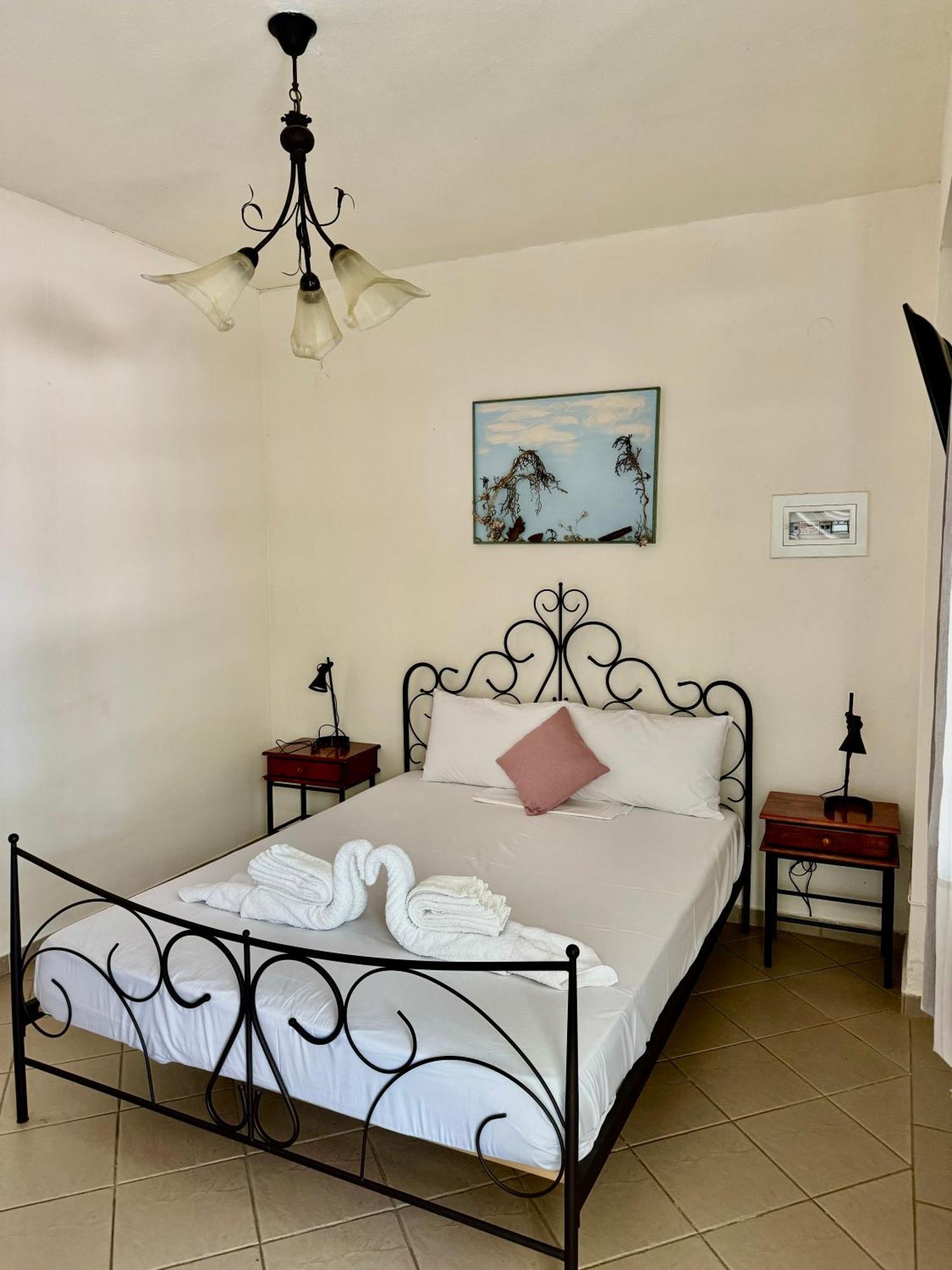 Dafnes Rooms Fourka Luaran gambar